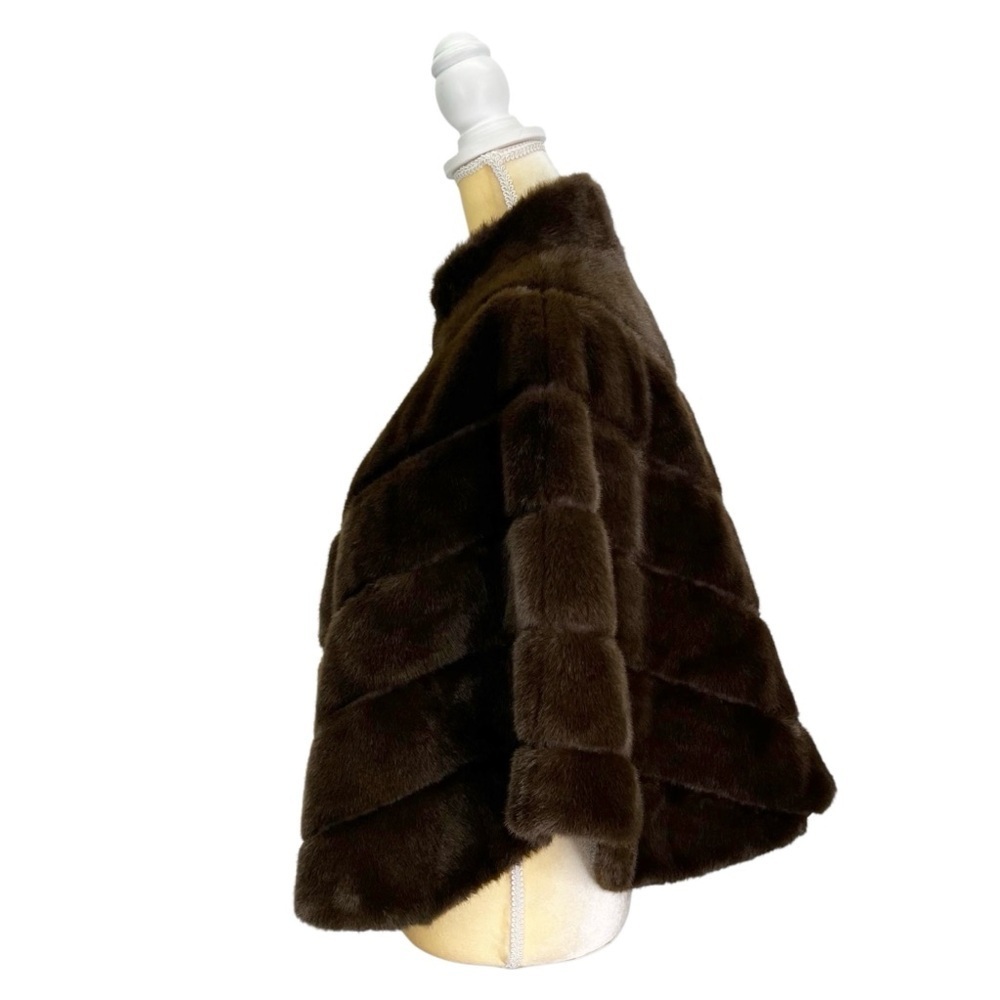 La Fiorentina Faux Fur Capelet Dark Brown Zip Front One Size Plush Cape New NWT - Picture 5 of 8